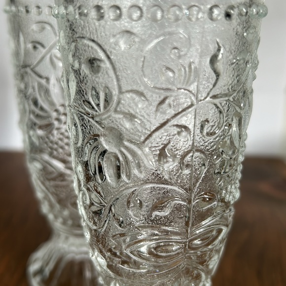 Vintage Pavel Panek Sklo 2 Footed Glass Goblets With Raised Floral Pattern - Picture 4 of 9